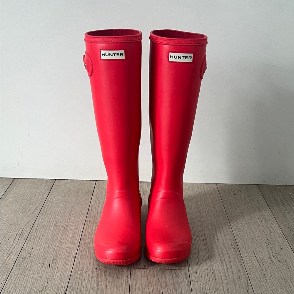 Hunter Bold Red Waterproof Boots